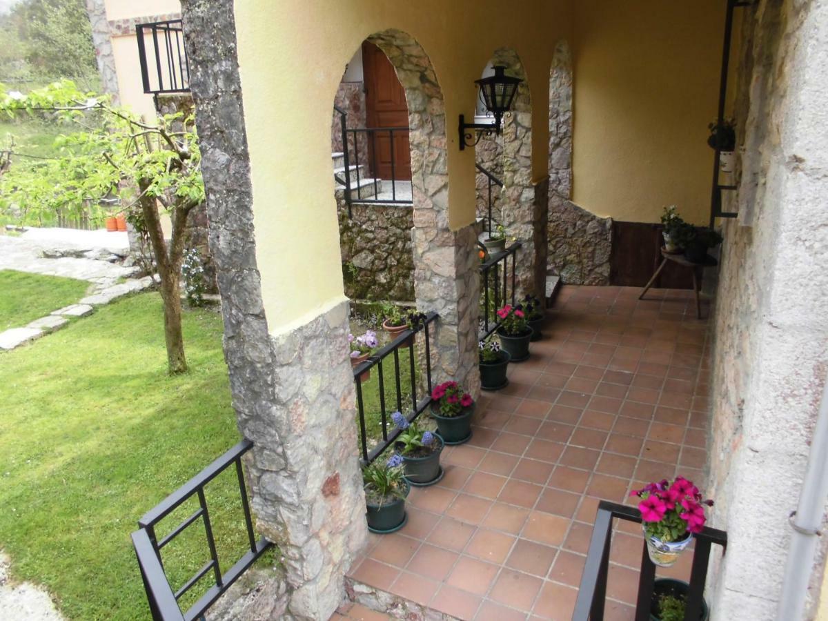 El Molino Hotel Arenas De Cabrales Exterior photo