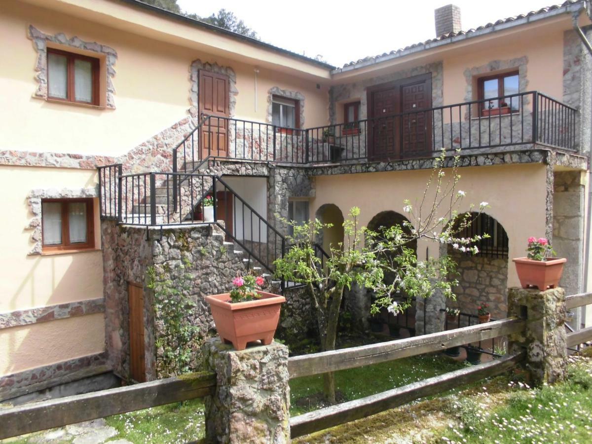 El Molino Hotel Arenas De Cabrales Exterior photo